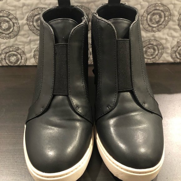 A New Day Wedge Platform Sneaker - Picture 2 of 7